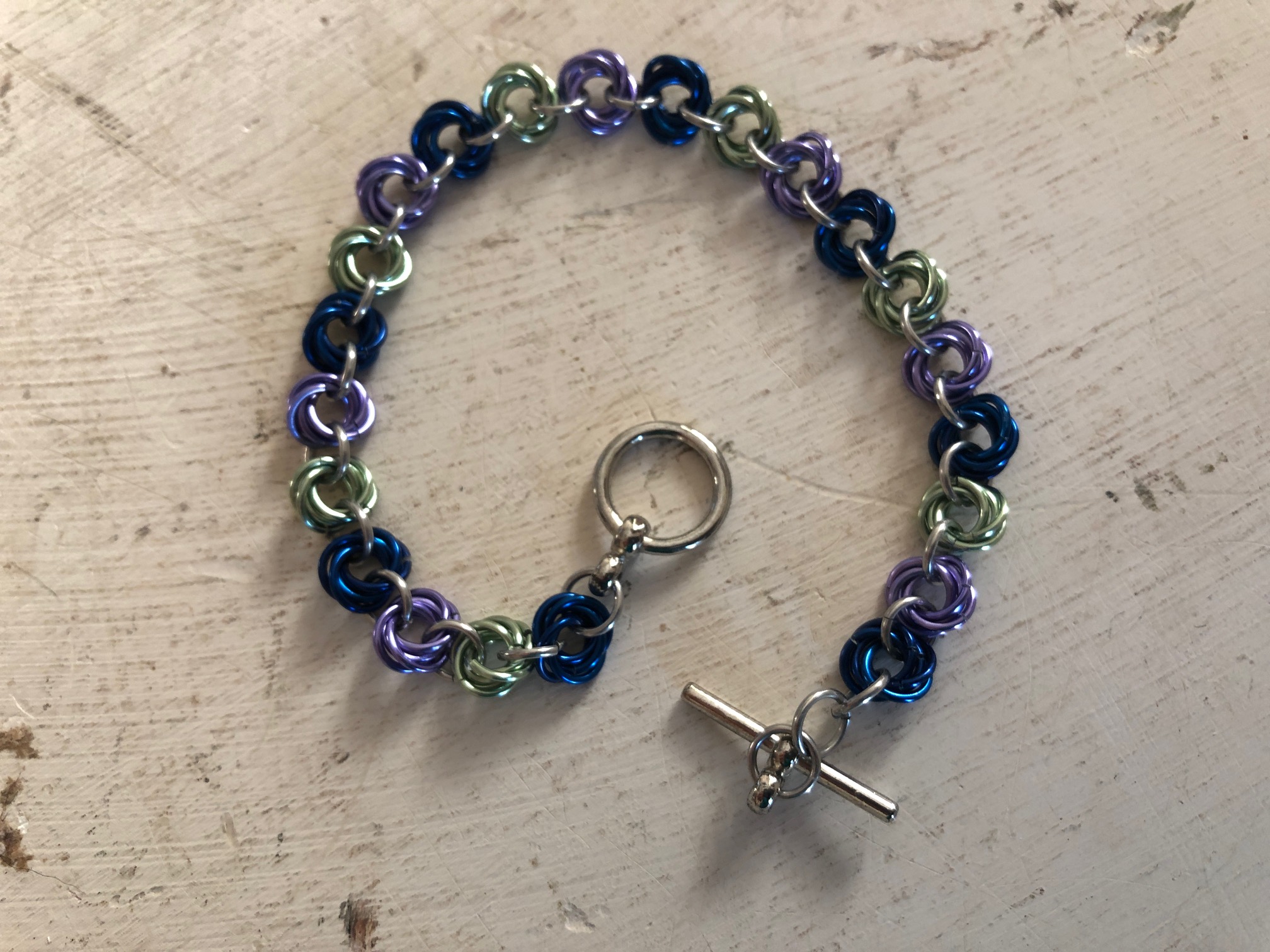 "Love Knot" Rosette Chainmaille Bracelet