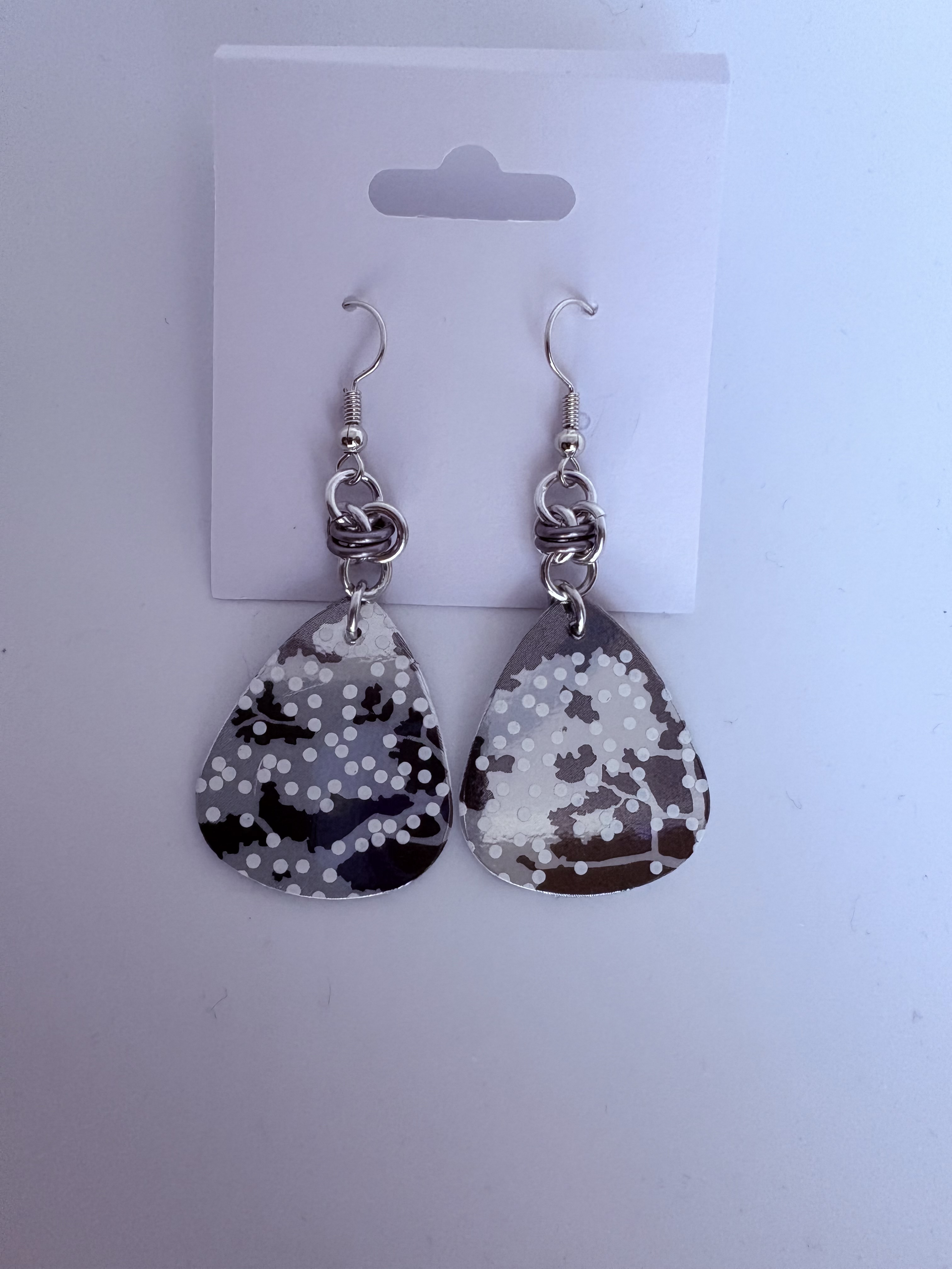 Silver and White Oriental Bonsai Tree Teardrop Earrings 