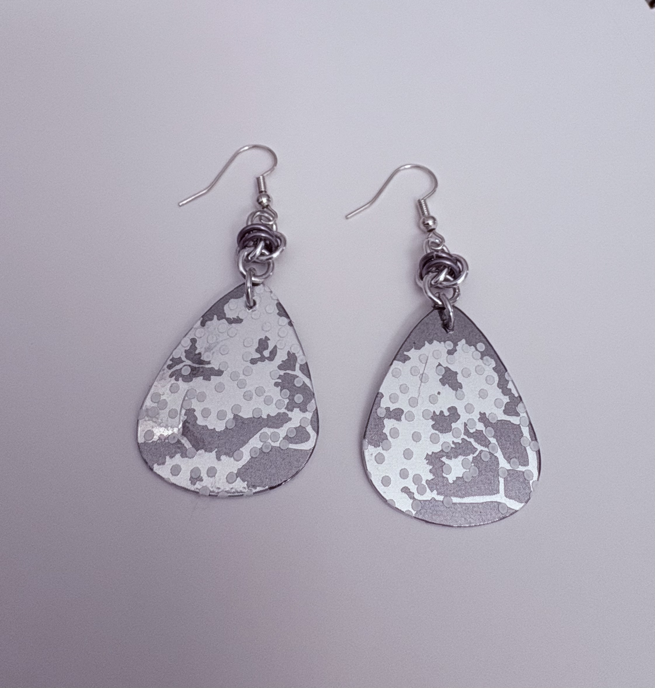 Silver and White Oriental Bonsai Tree Teardrop Earrings 