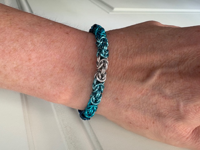 Ocean Waves Byzantine Chainmaille Bracelet, 7.25"