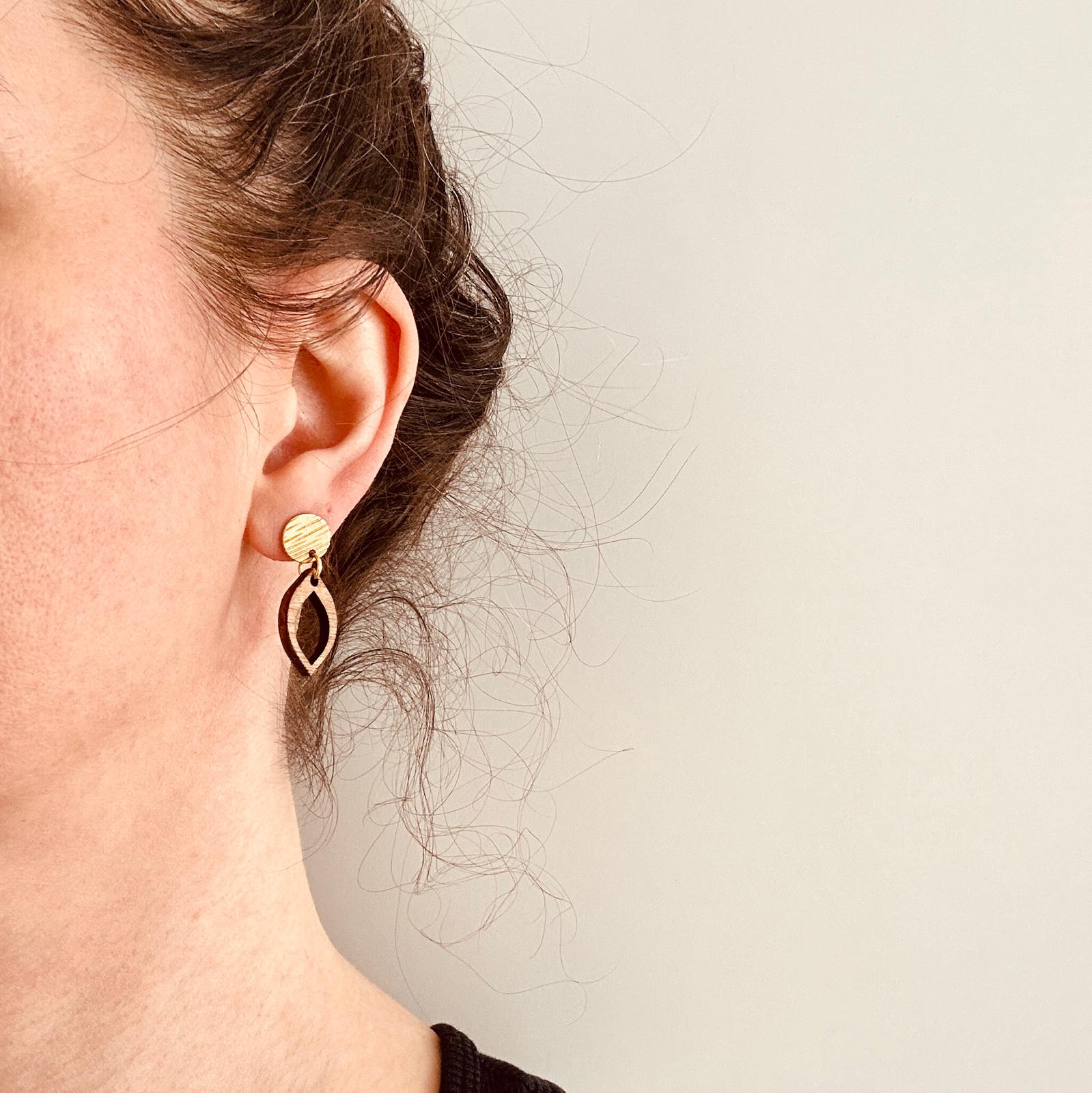 Ohrring "Holztropfen"