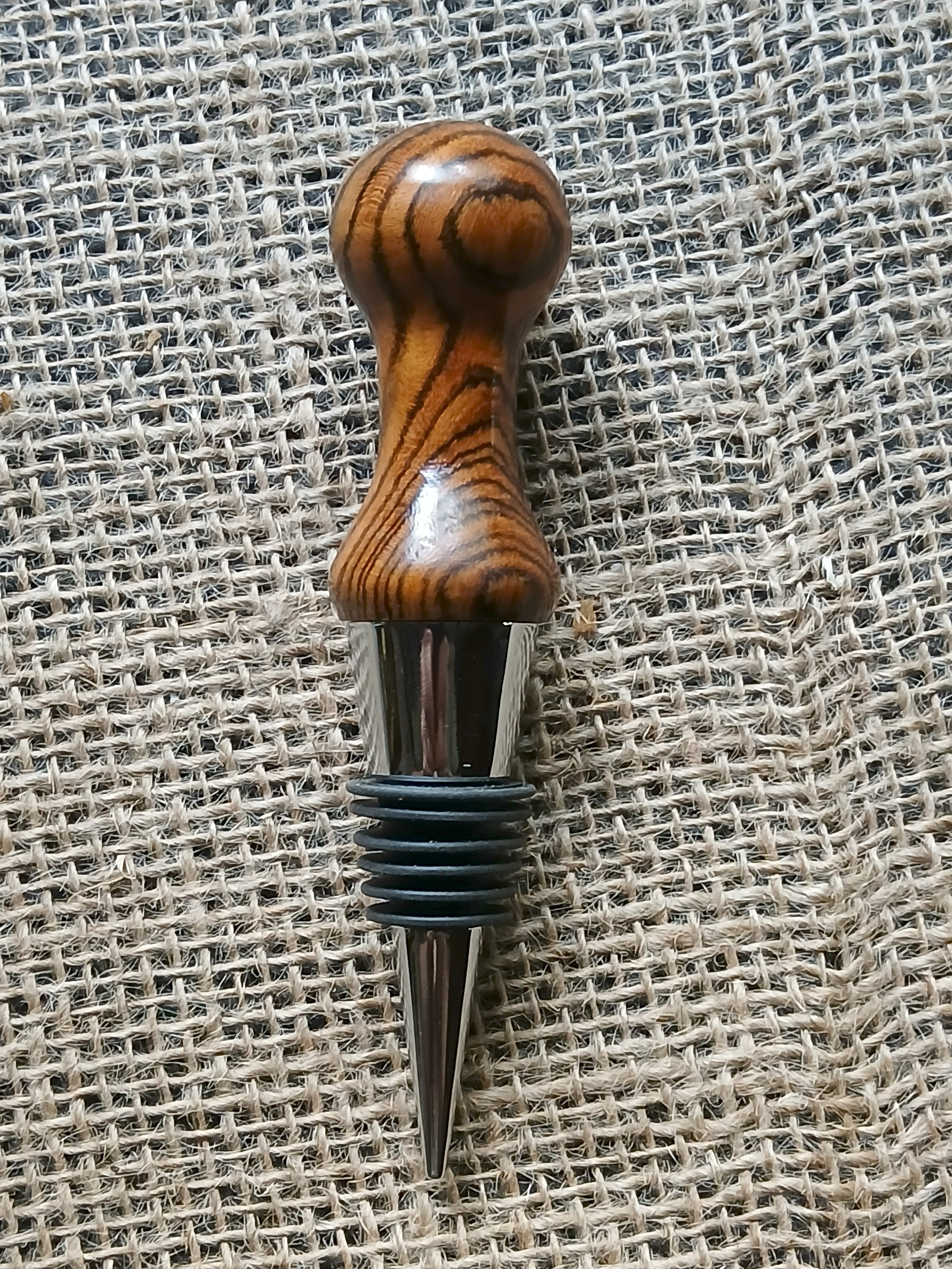 Wooden Wine Bottle Stopper