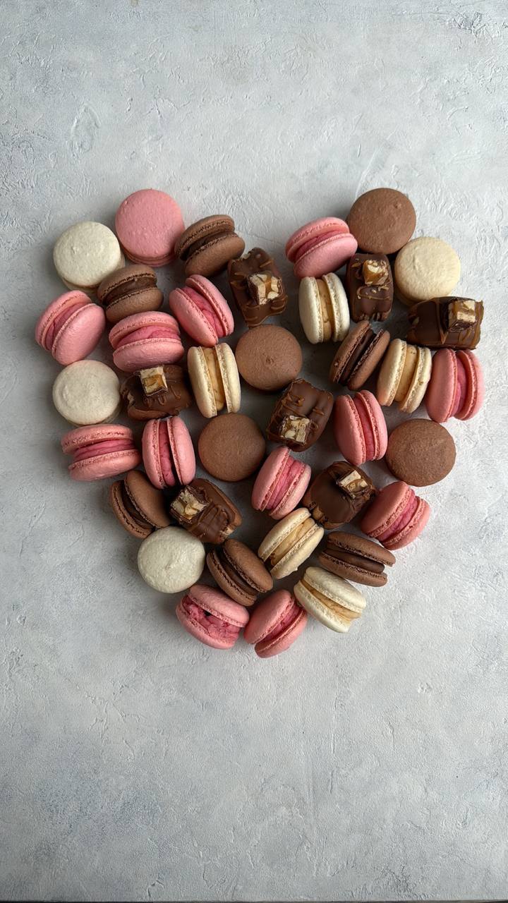 Macarons / per dozen