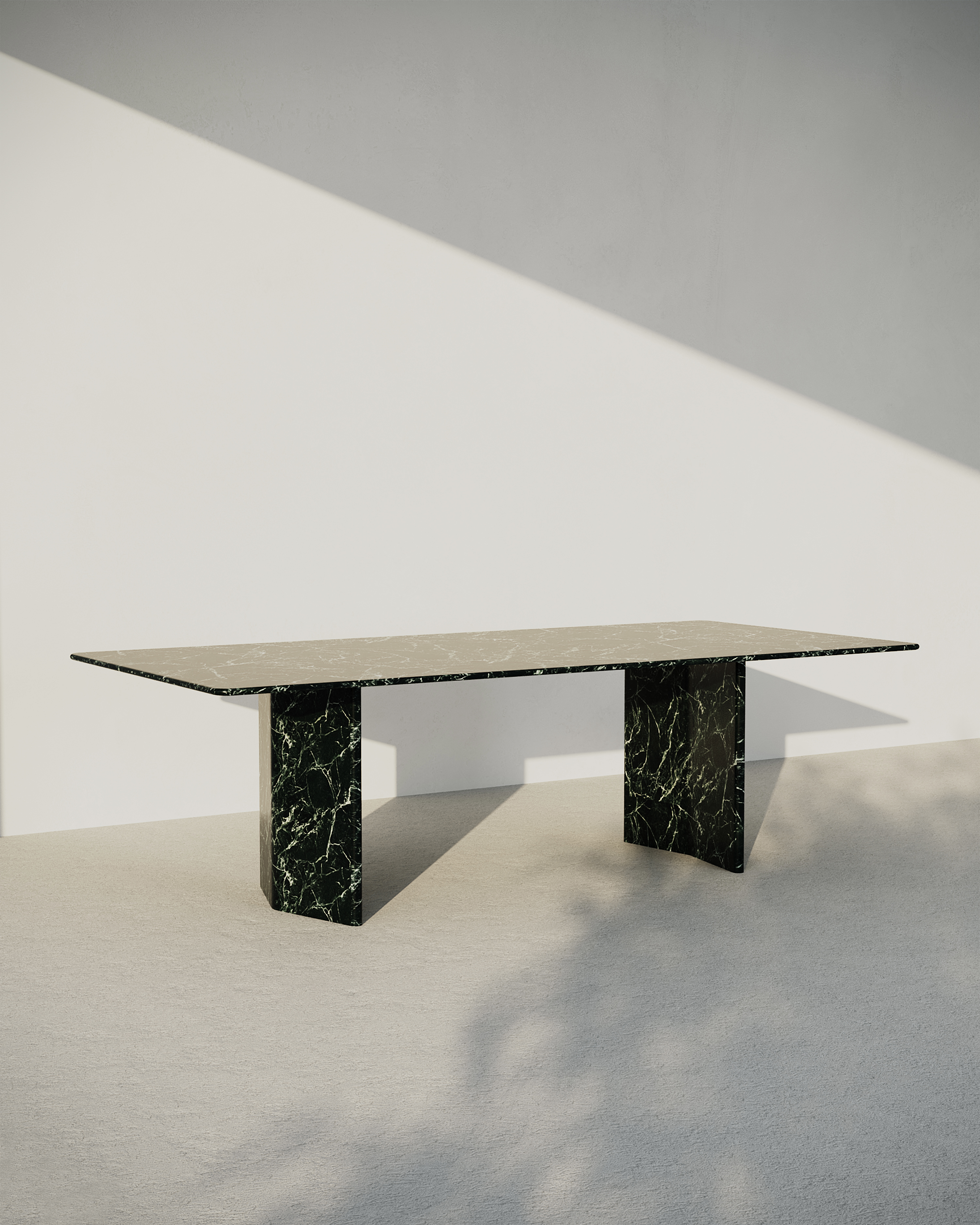 Sovana Dining Table