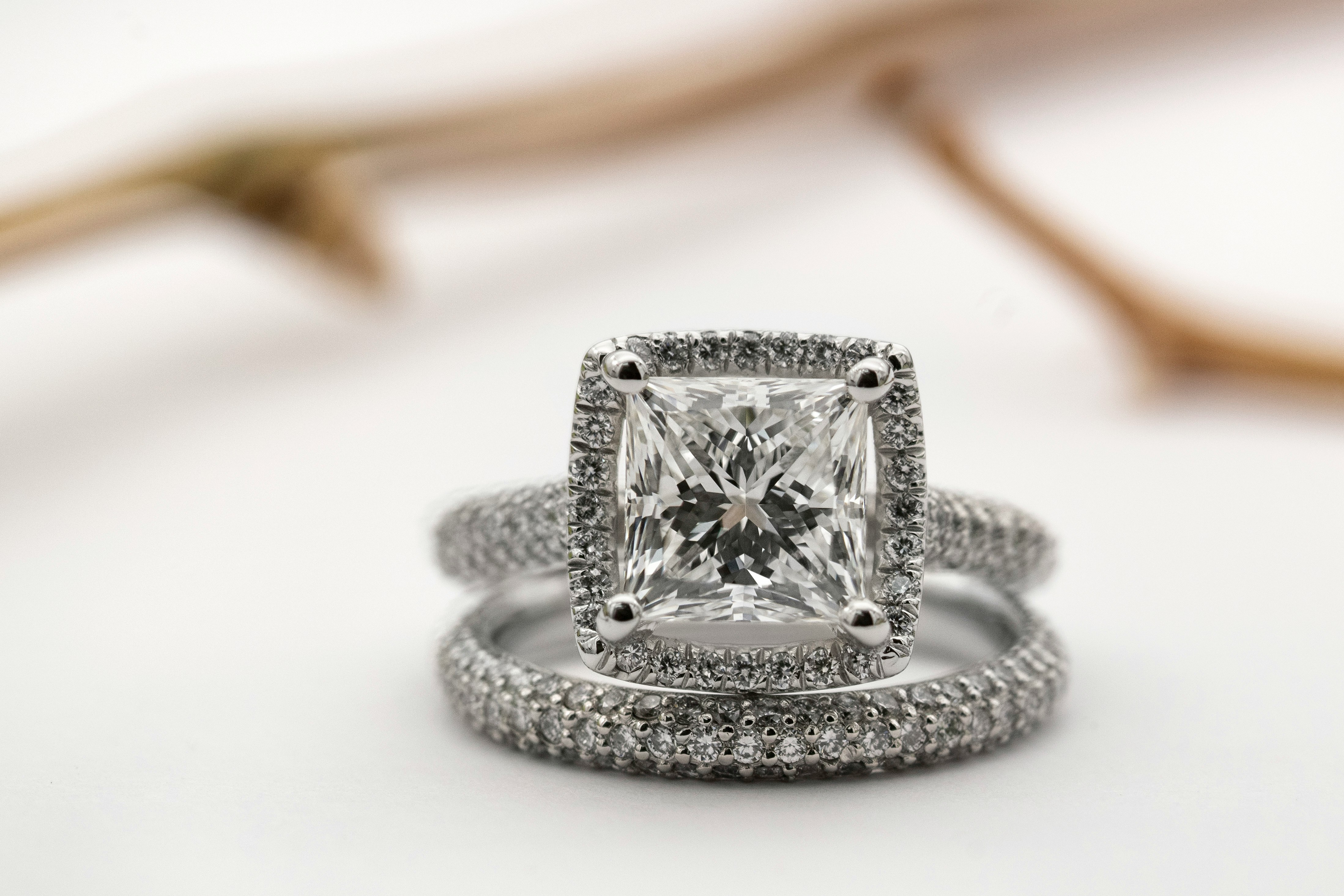 Lab Grown Diamond Engagement Ring Set