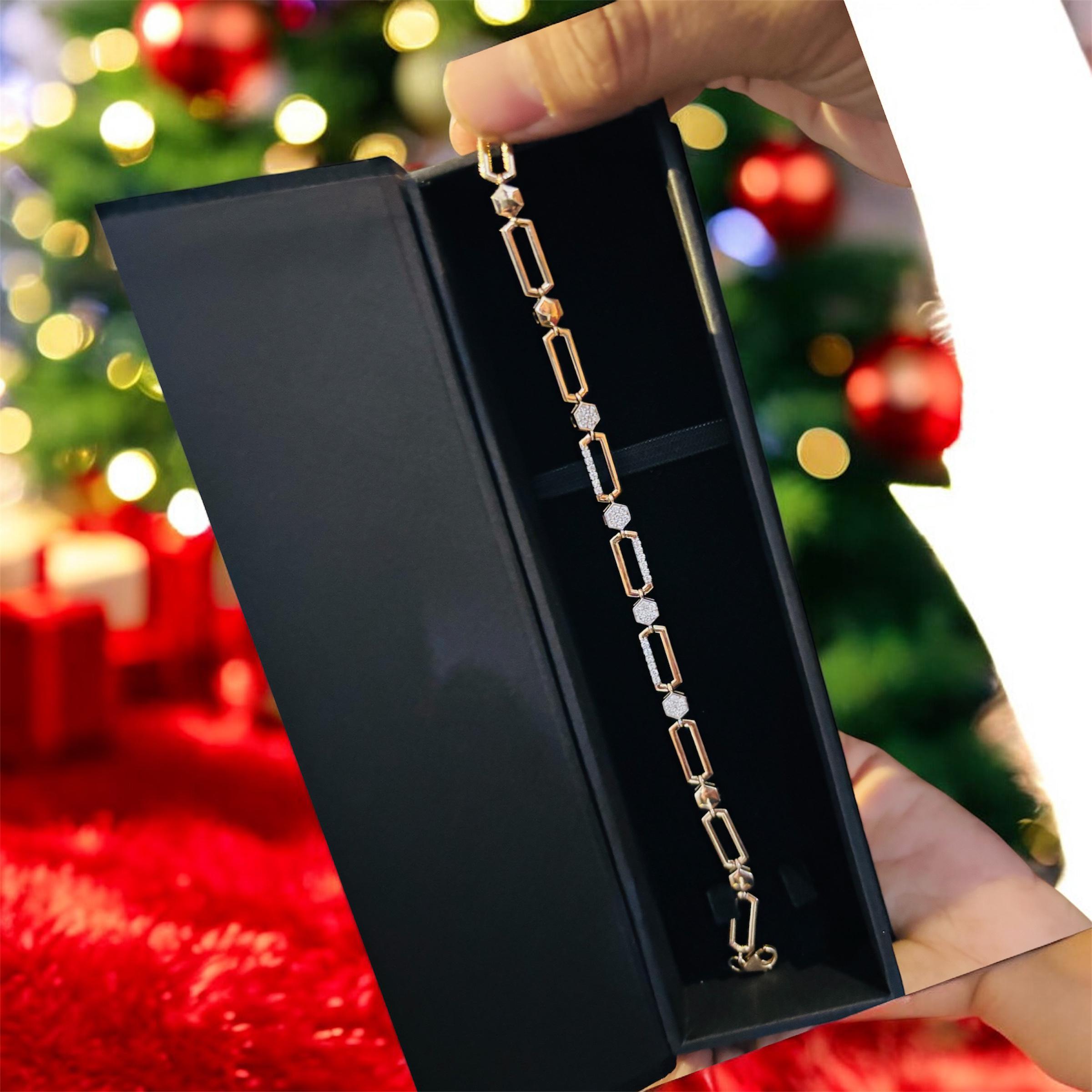 A Sparkling Touch: Women's Lab-Grown Diamond Bracelet to Elevate Your Look