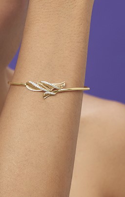 Leaf Twist Diamond Bracelet