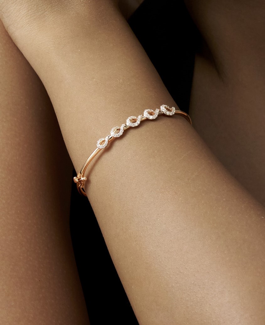 Eternal Loop Lab Grown Diamond Bracelet