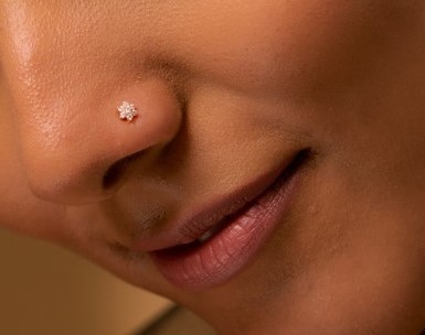 Starlight Bloom Diamond Nose Pin