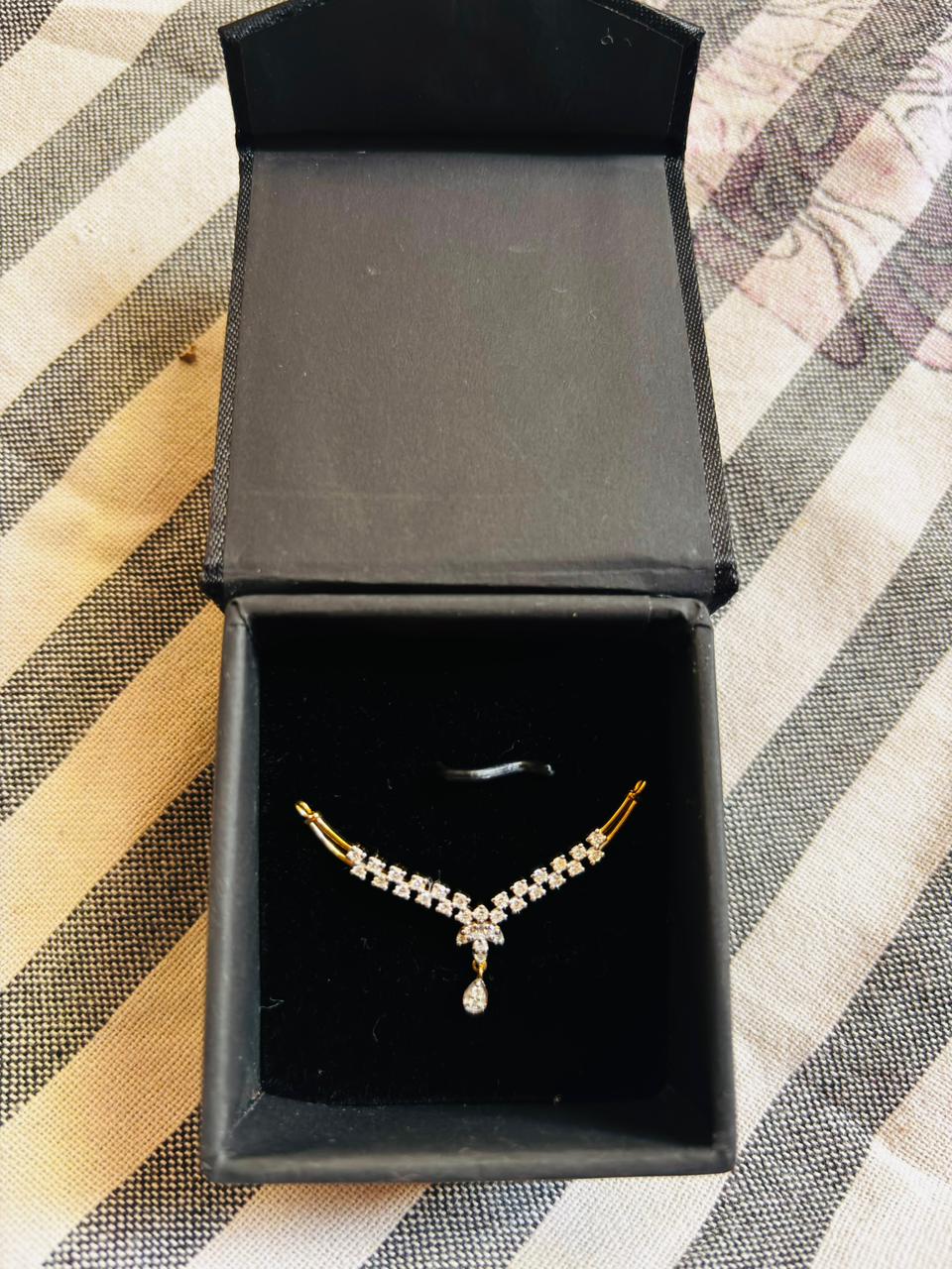 Graceful Spark Diamond Mangalsutra Pendant