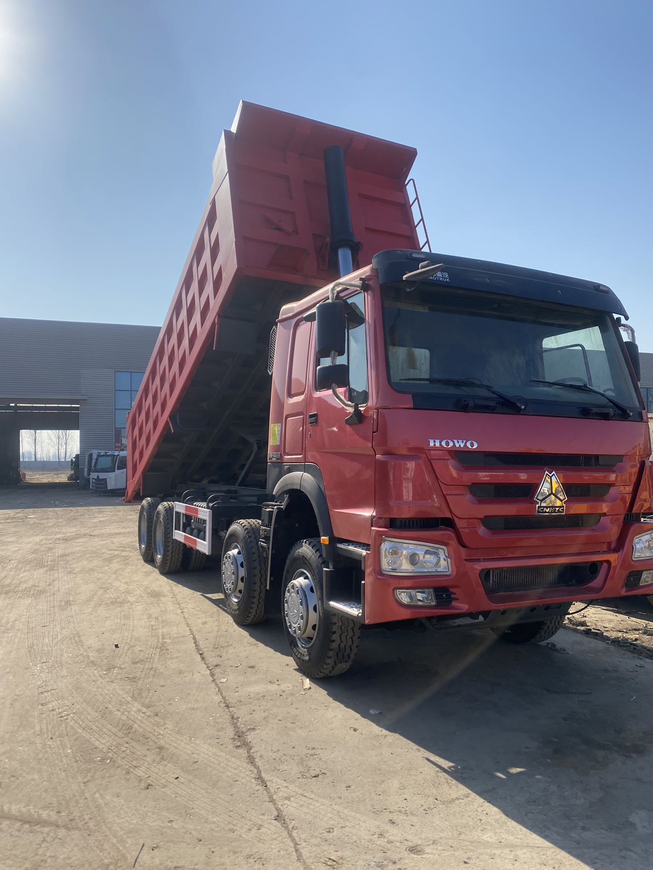 Sinotruk Howo Dumper Truck 8x4 12 Wheeler 40 Ton Tipper Dump Truck