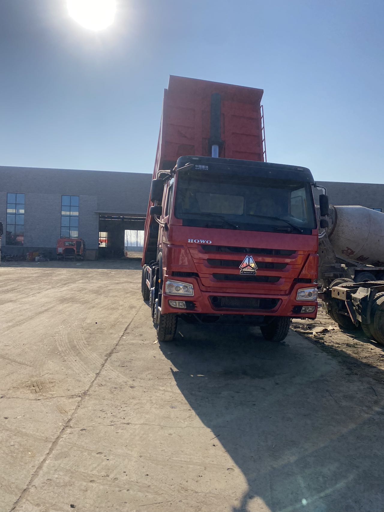 Sinotruk Howo Dumper Truck 8x4 12 Wheeler 40 Ton Tipper Dump Truck