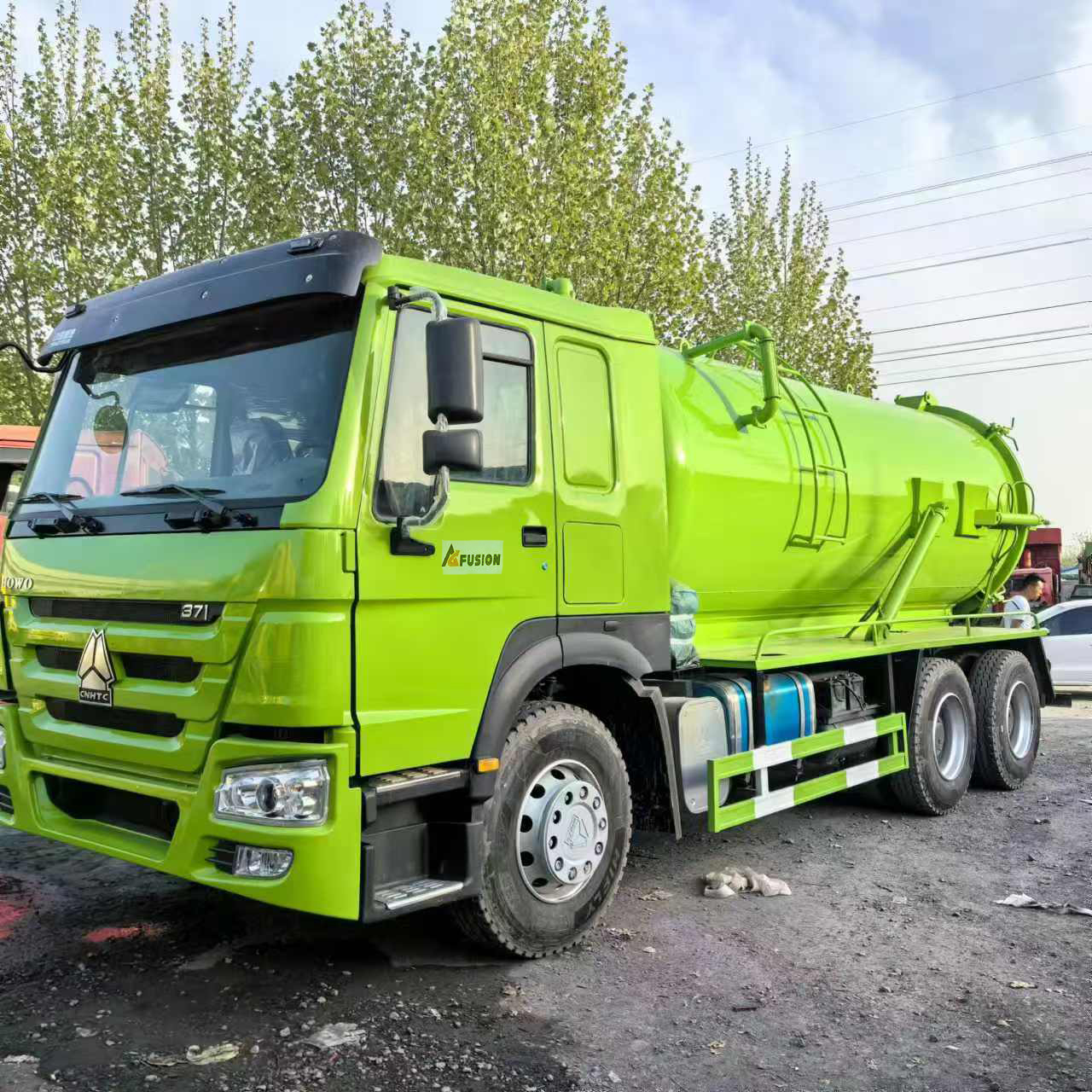 Sinotruck Howo 20CBM 6x4 Used Vacuum Truck Sewage Suction Trucks