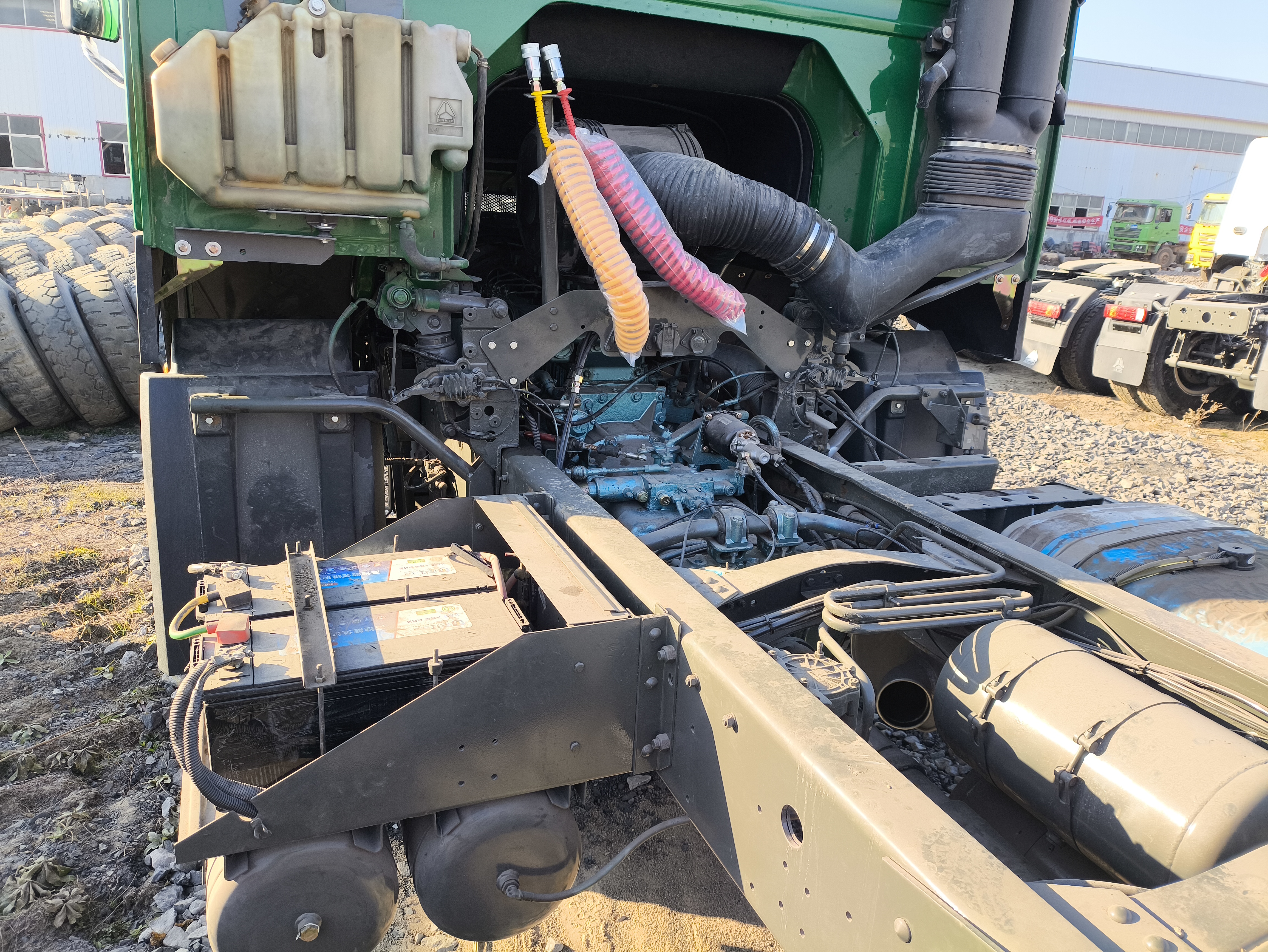 Sinotruk HOWO 6X4 8x4 TRACTOR TRUCK Howo Tractor Truck
