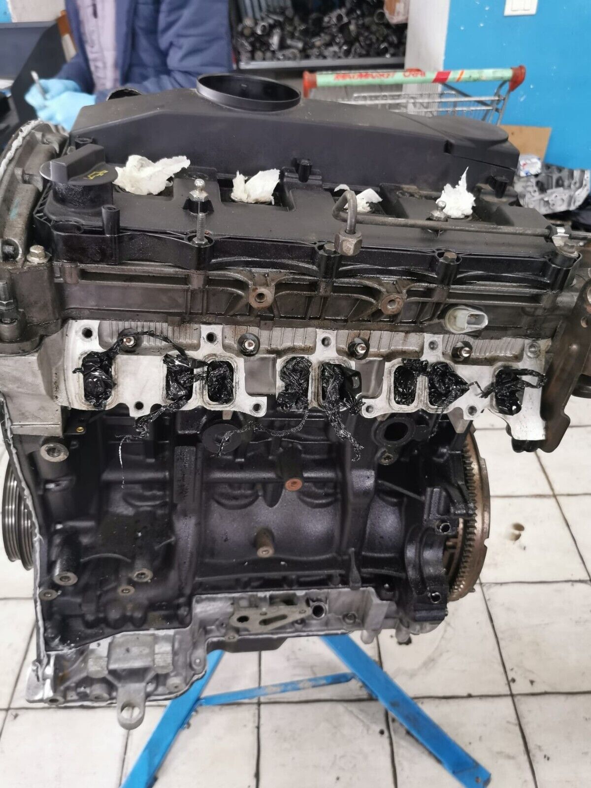 MOTORE REVISIONATO NUDO FIAT DUCATO 2.2TD AVENTE SIGLA 4HU 4HV P8JA