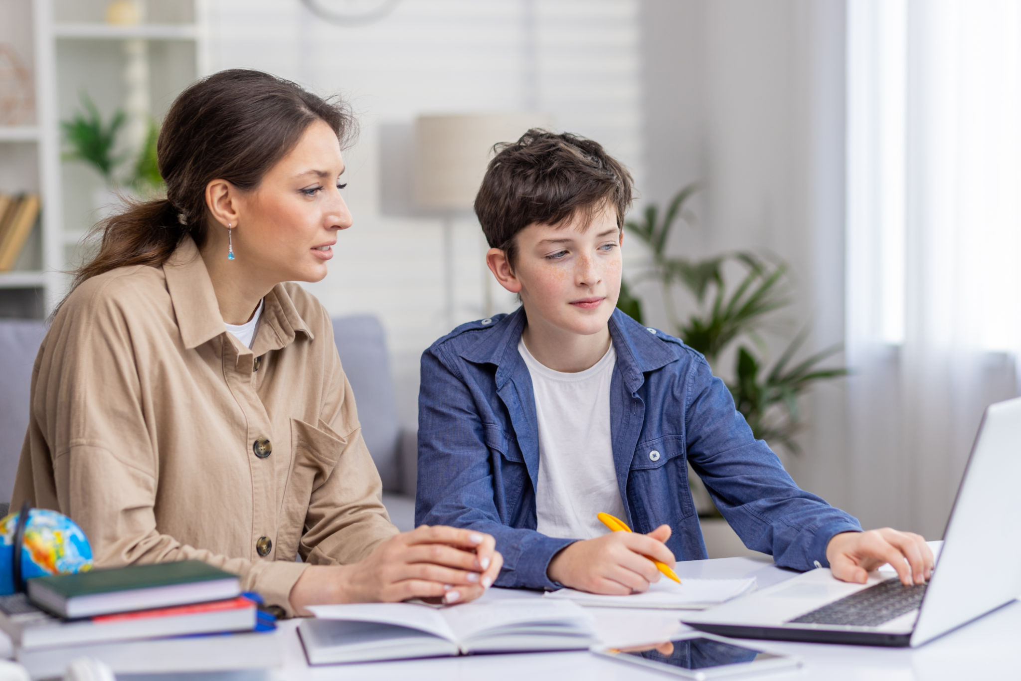 Home Tutor For Class Pre Nursery to KG2 (All Subjects)