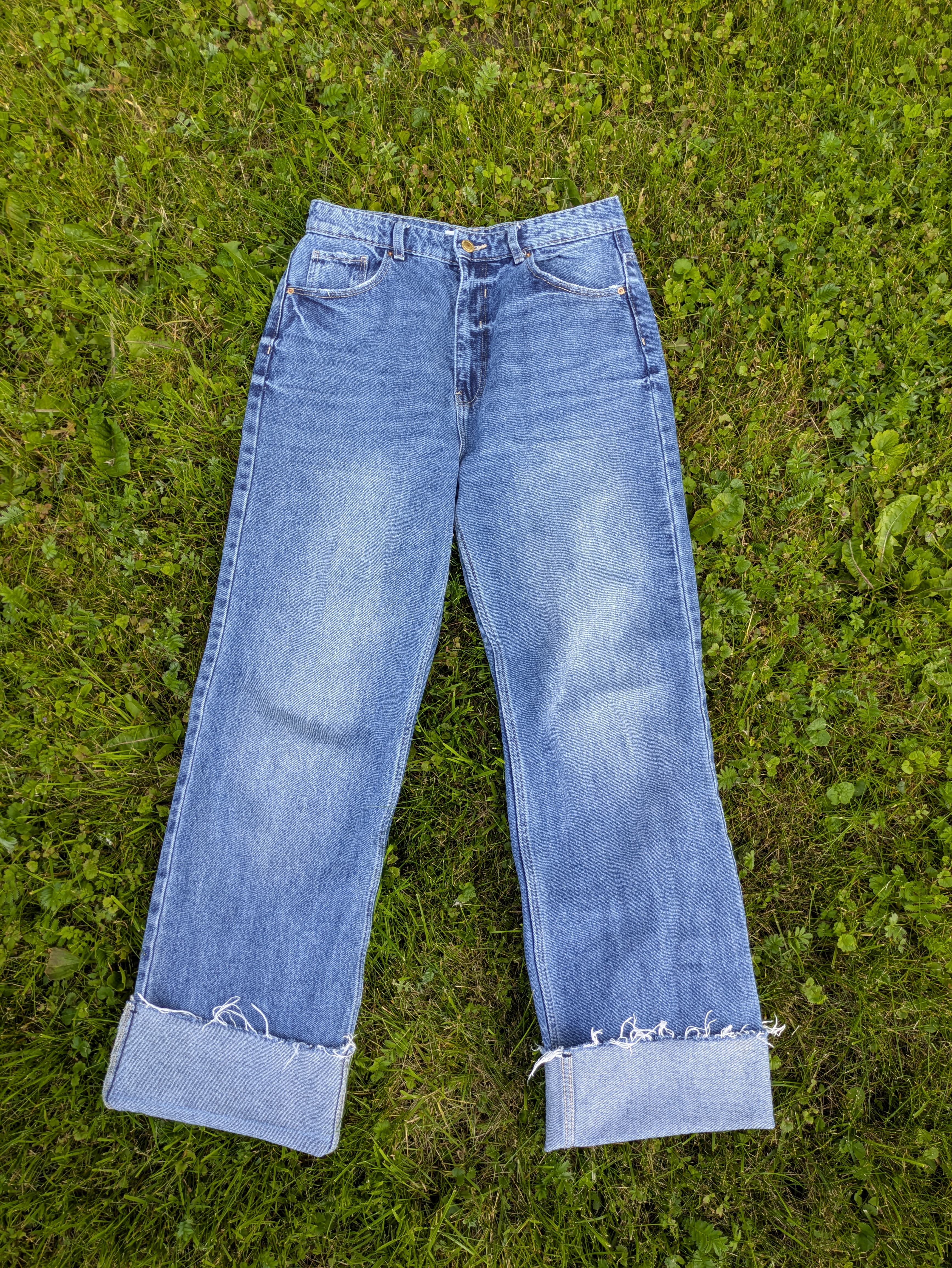 Džinsai ,,Pabučiuok''