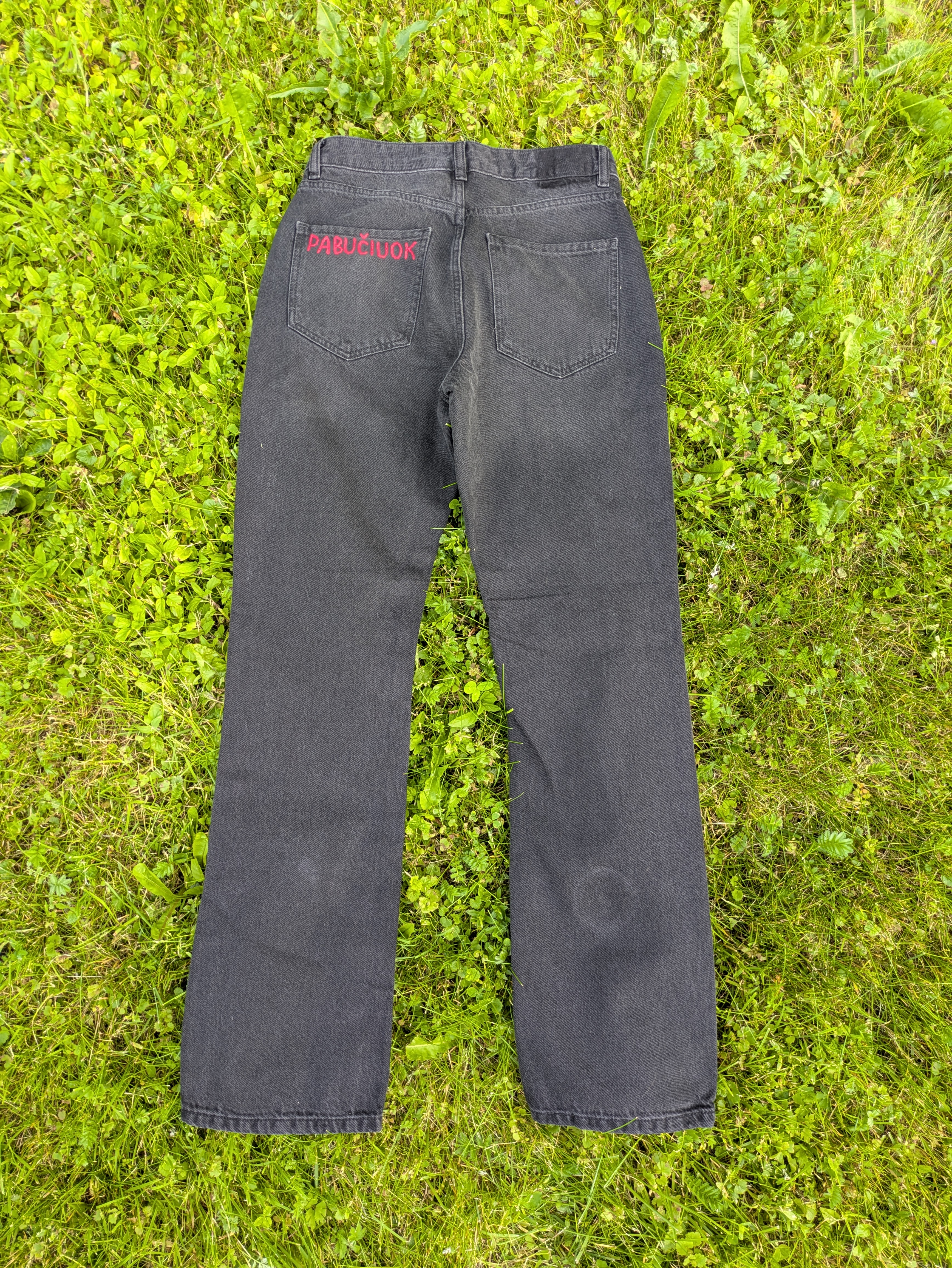 Džinsai ,,Pabučiuok''