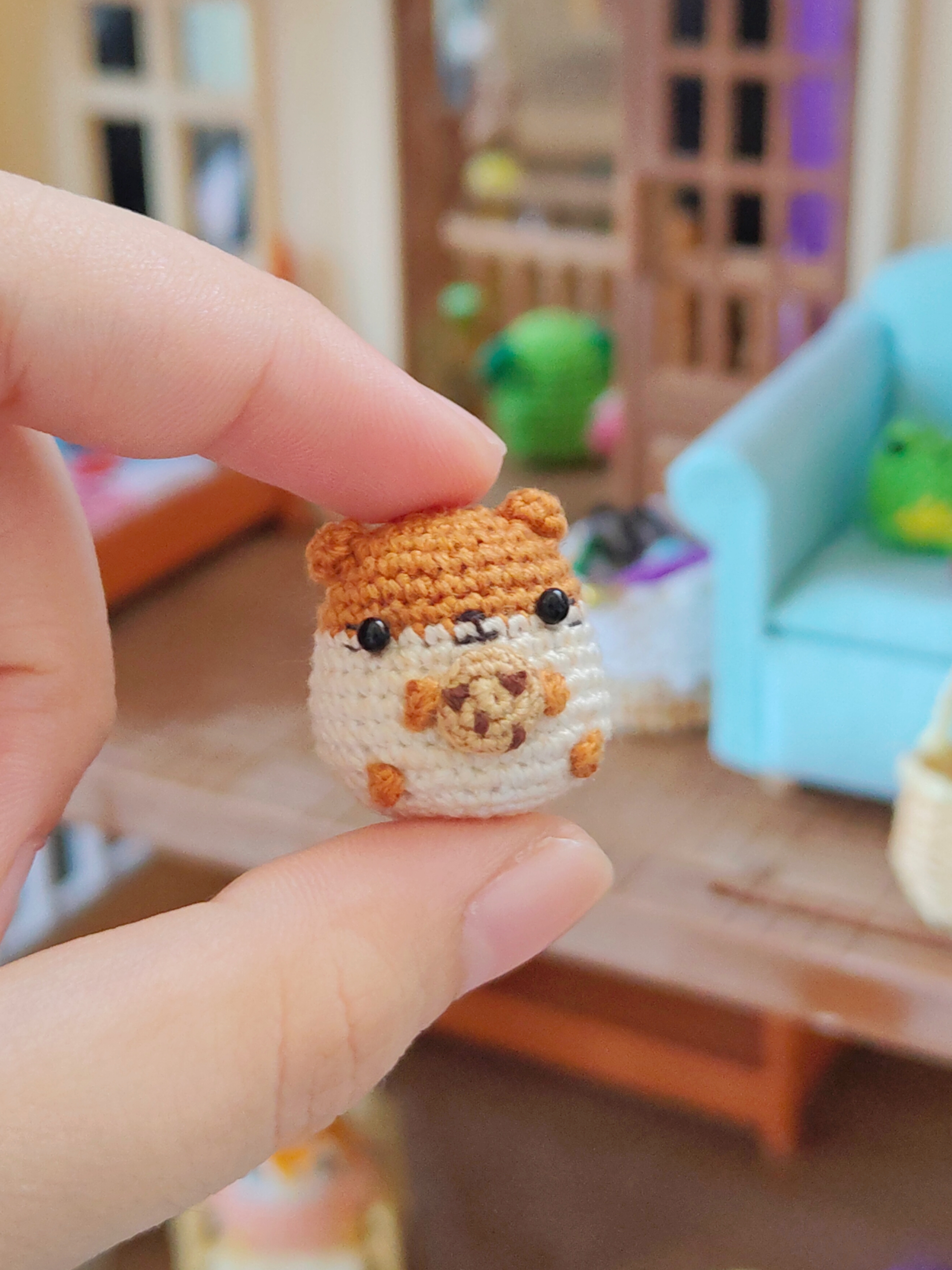Micro Hamster with Cookie