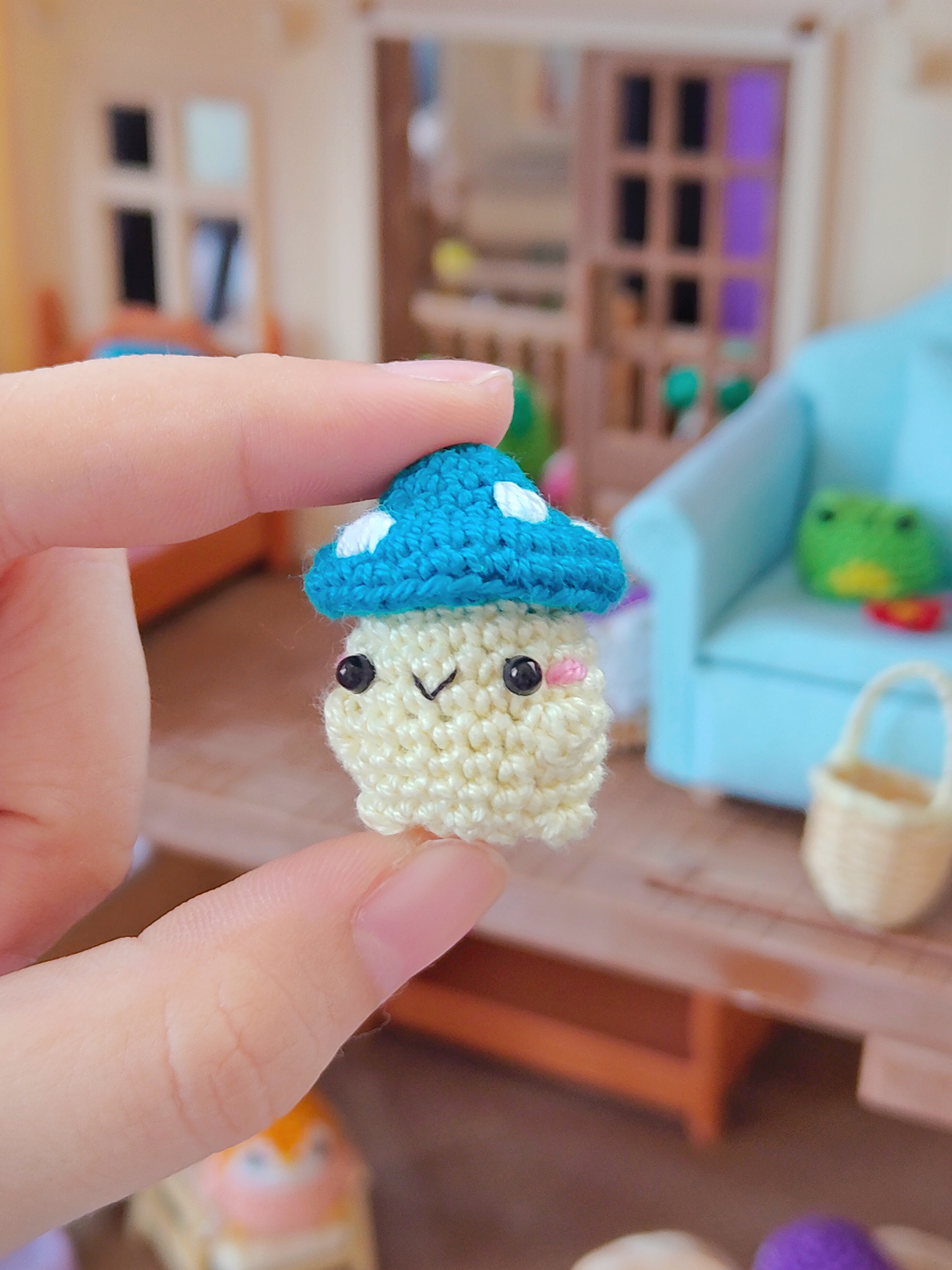 Mini Mushroom Bby