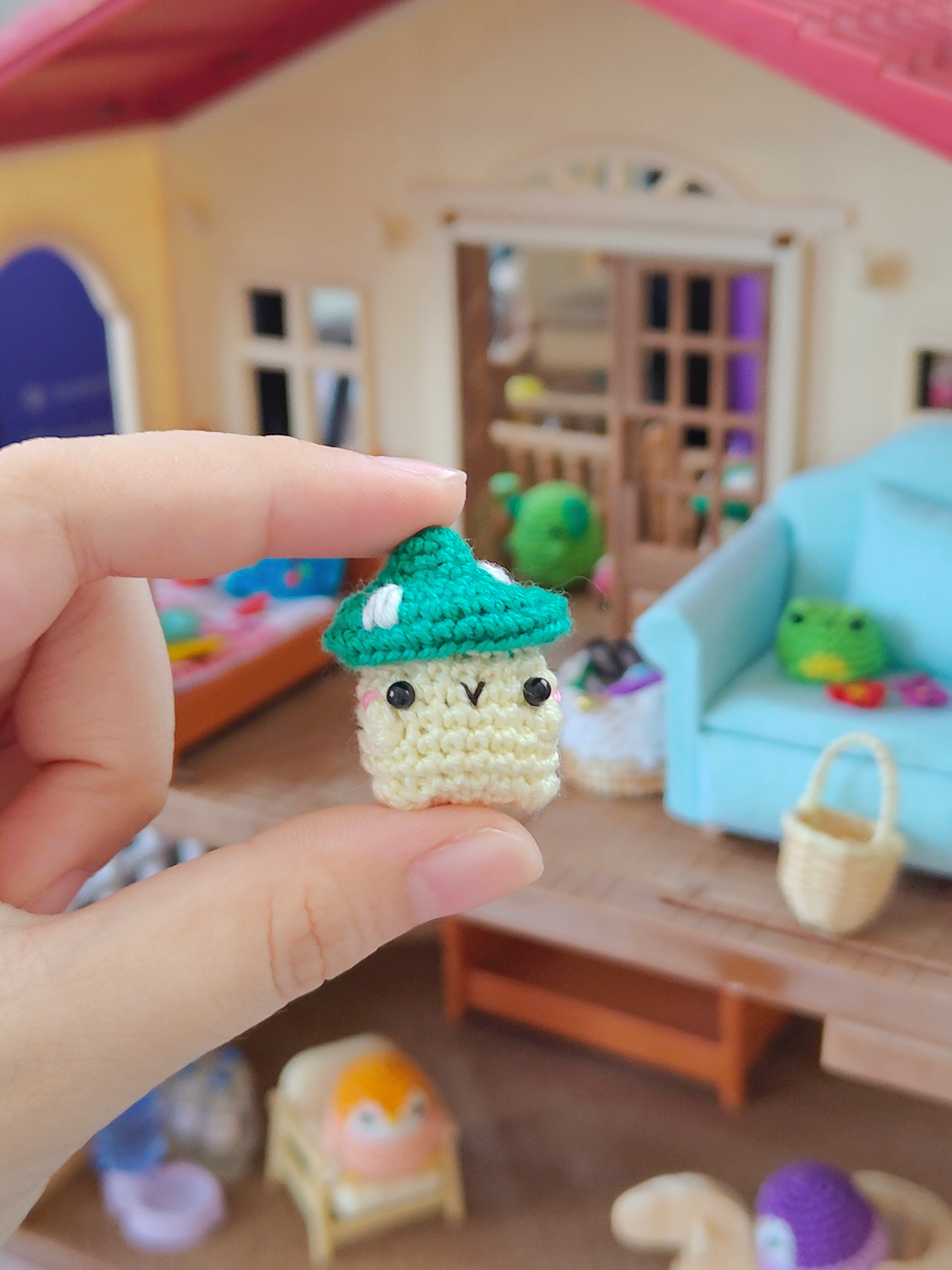 Mini Mushroom Bby