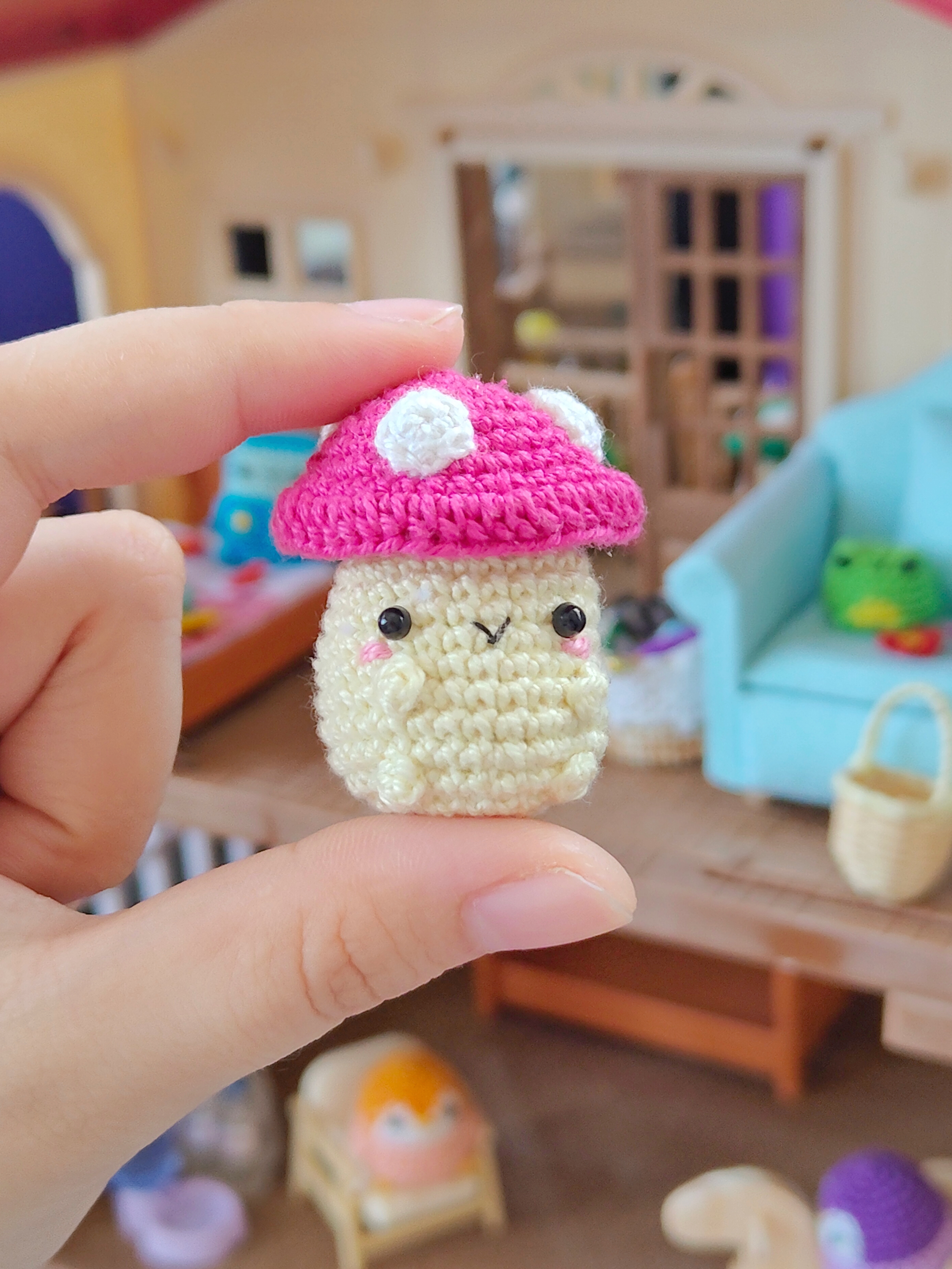 Mini Mushroom Boi