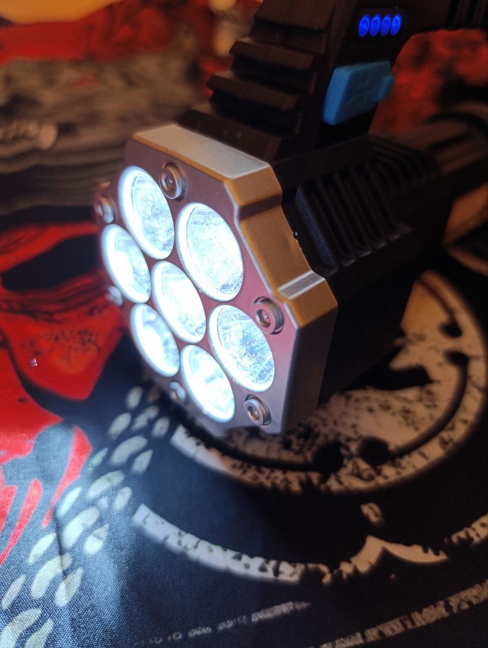 7 LED Ліхтарик