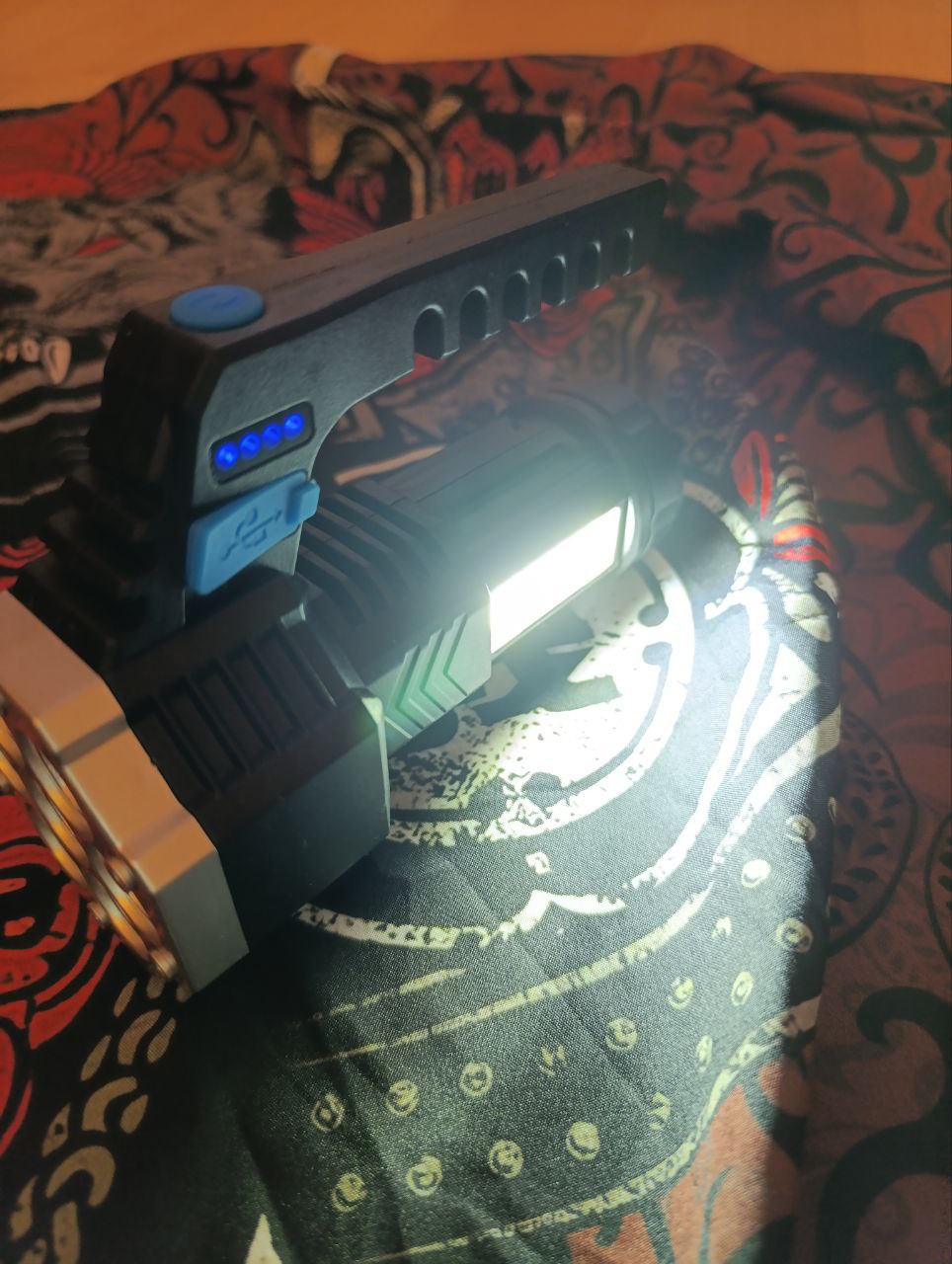 7 LED Ліхтарик