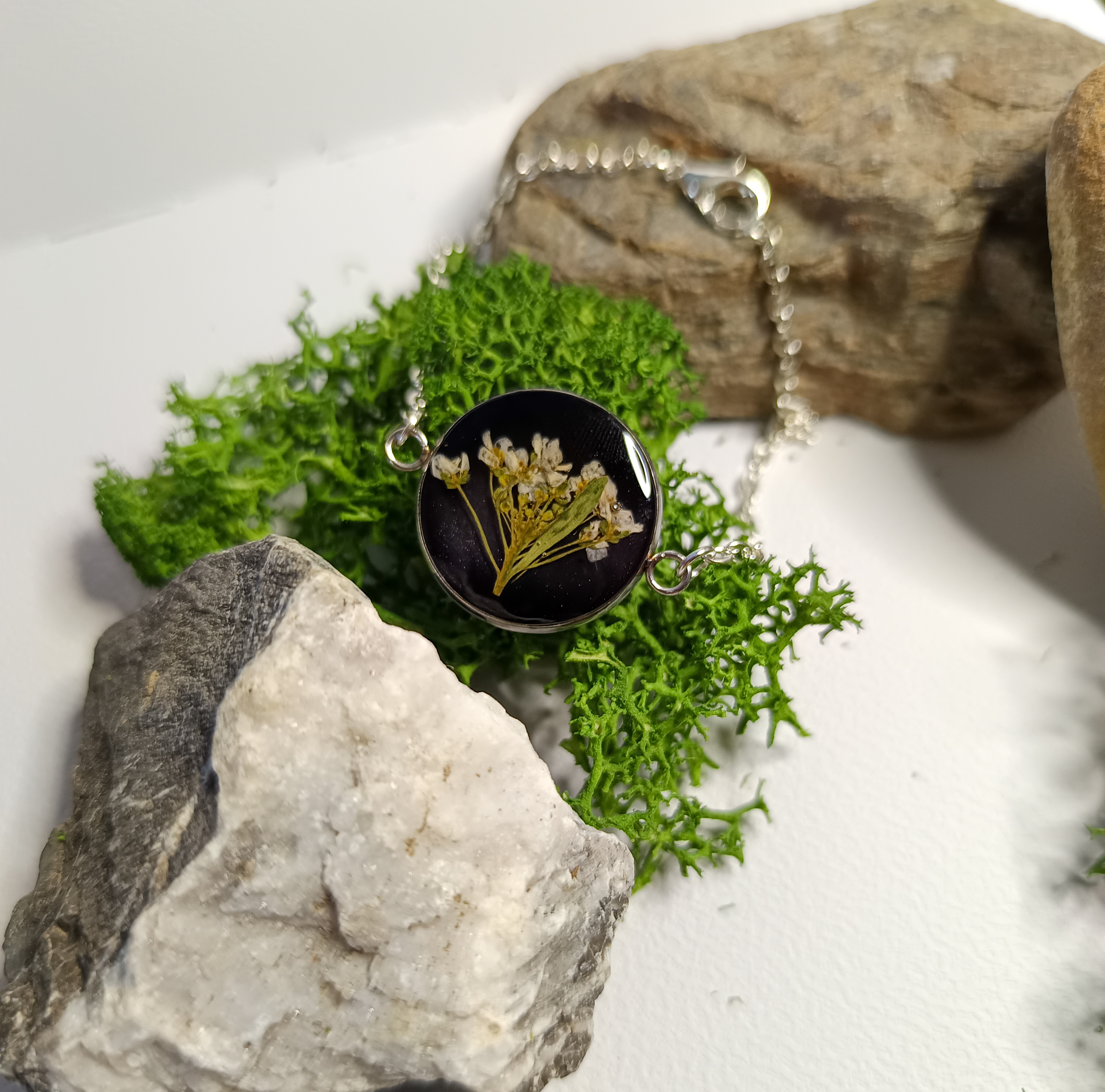 Bracelet à pendentif floral