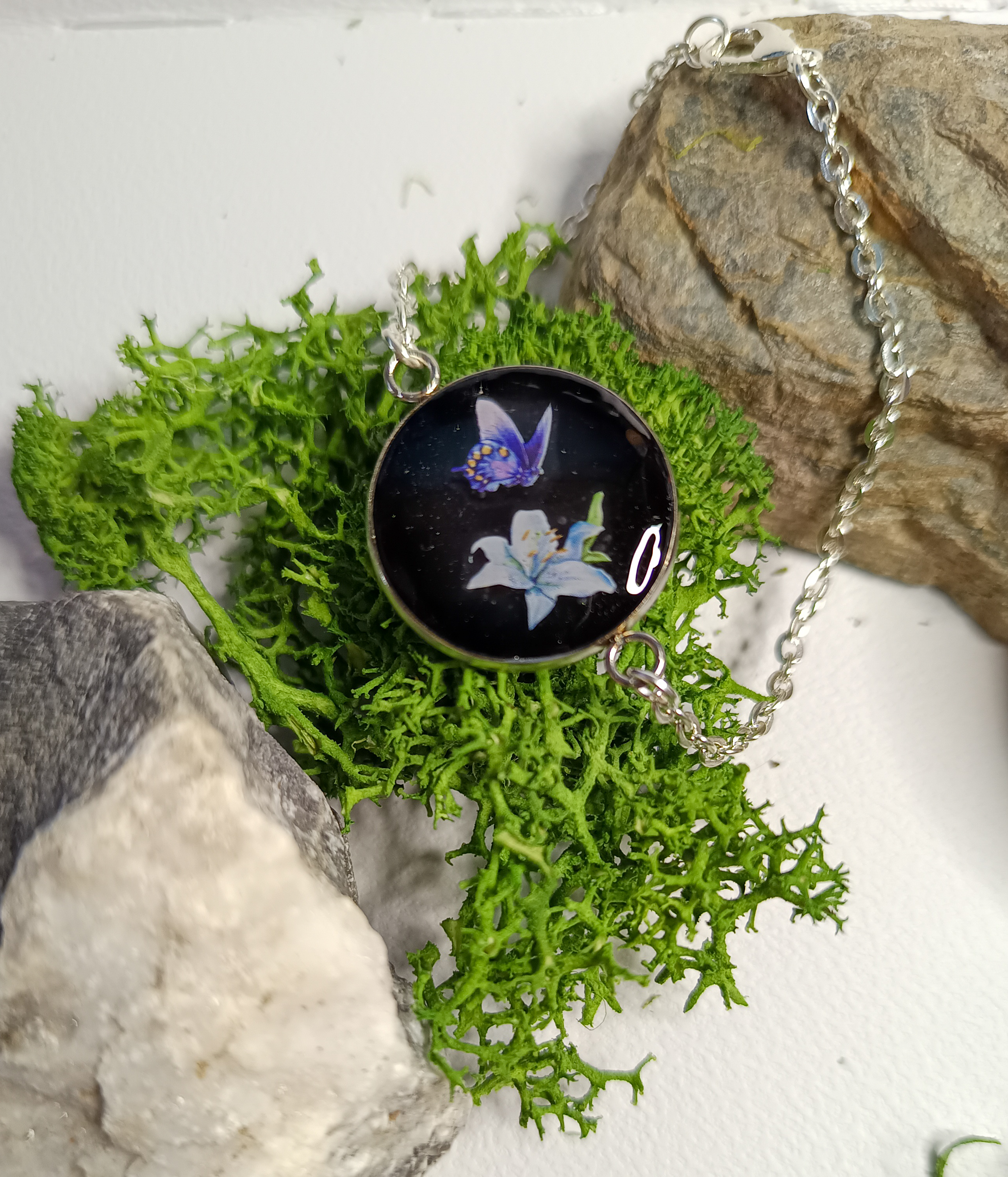 Bracelet avec pendentif floral