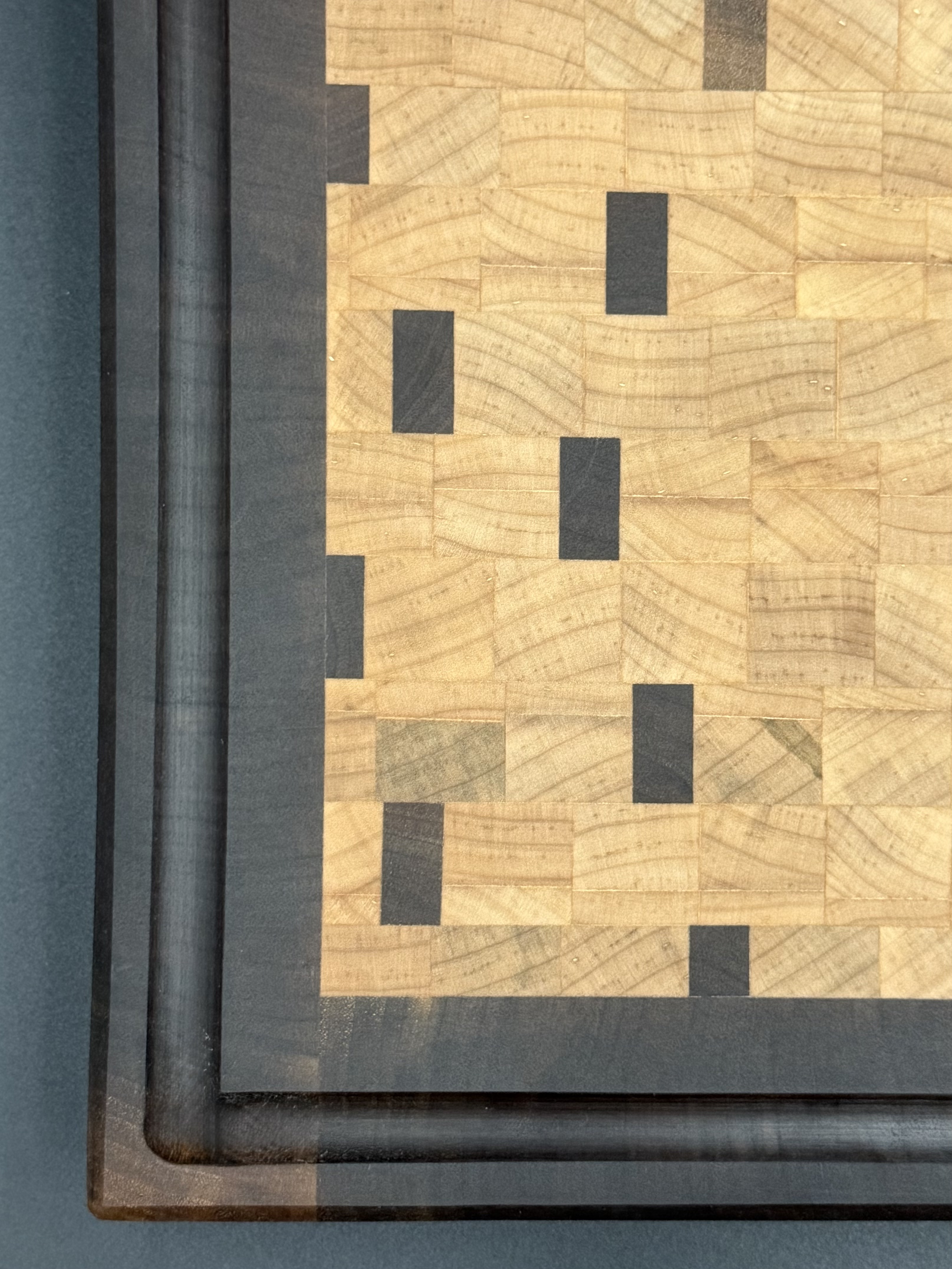 Maple/Walnut Butcher Block with Juice Groove