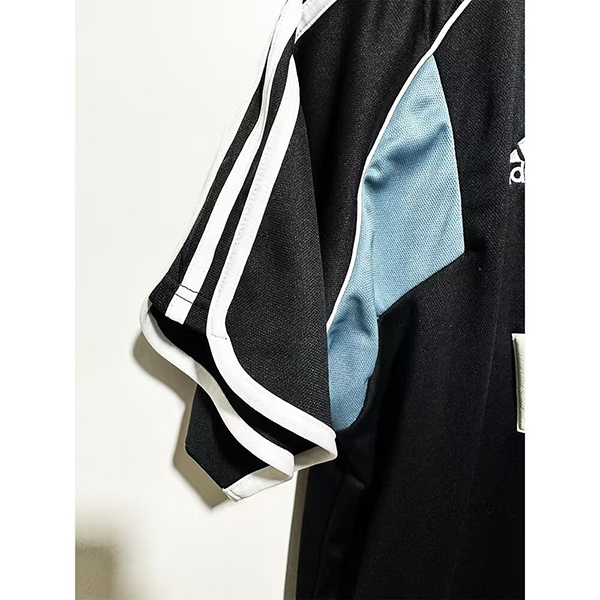 00-01 Newcastle Away Black RETRO MEN T-Shirt