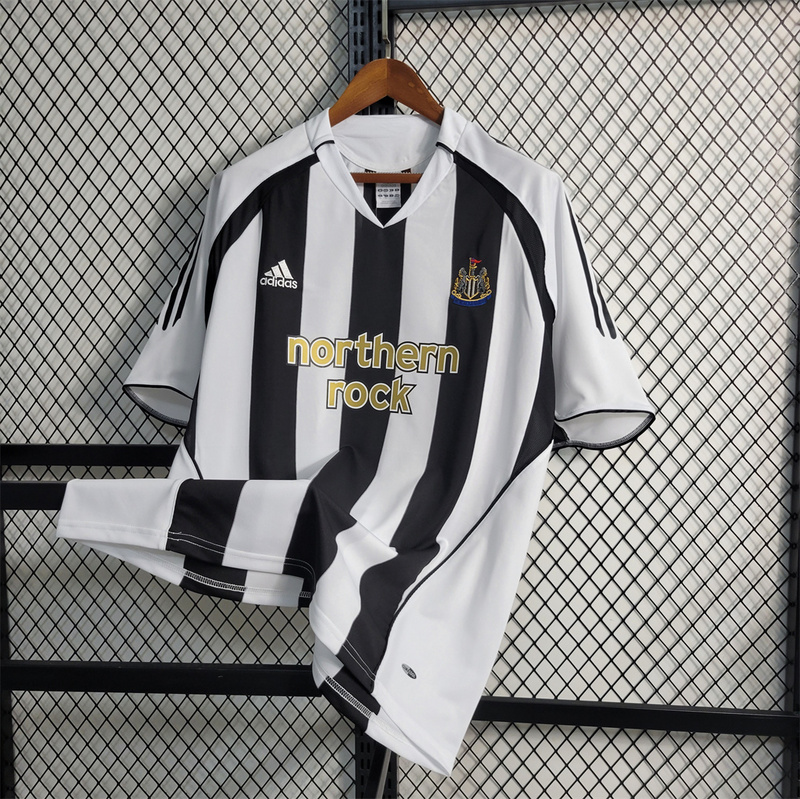 04-06 Newcastle Home MEN T-Shirt