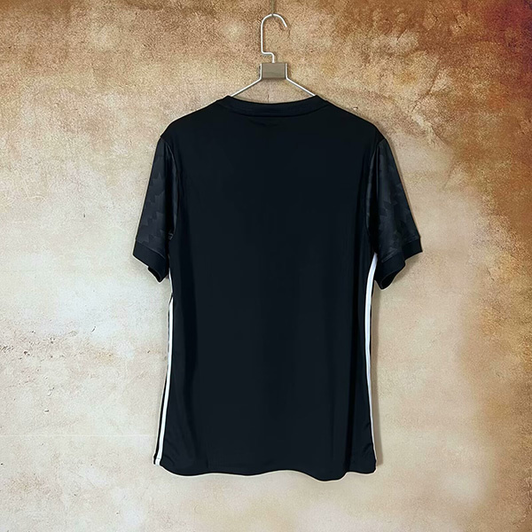 17-18 Manchester United Away Retro 