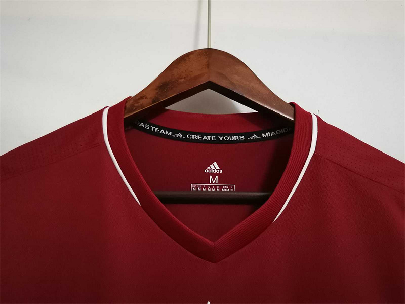 20-21 Leicester City third away with FA cup sponsers