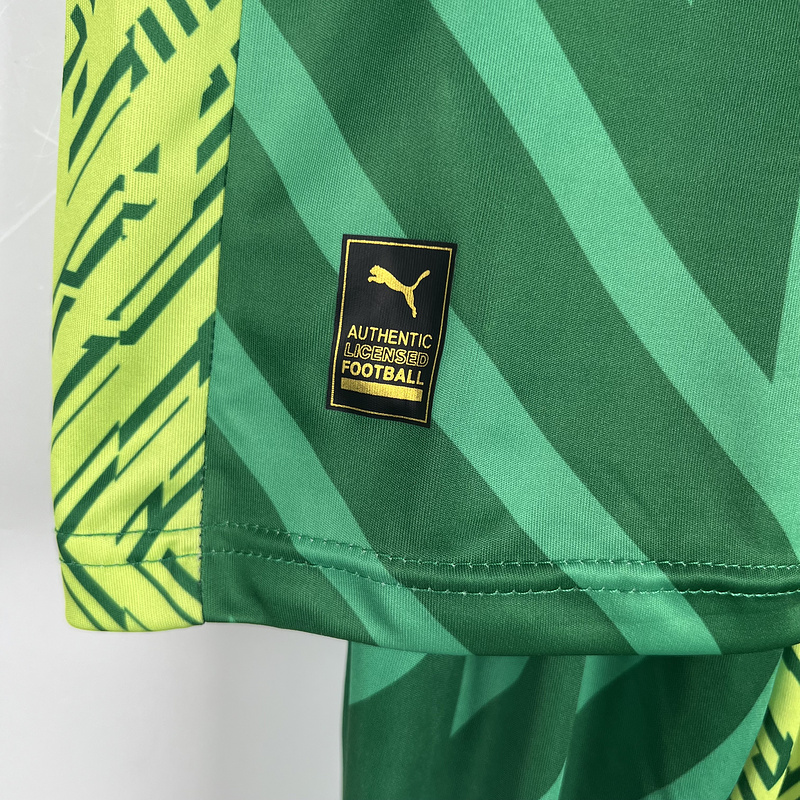 23-24 Man City Green Goalkeeper Kids kit