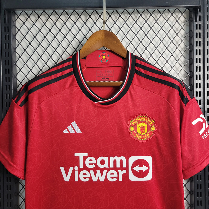 23-24 Man United home Size