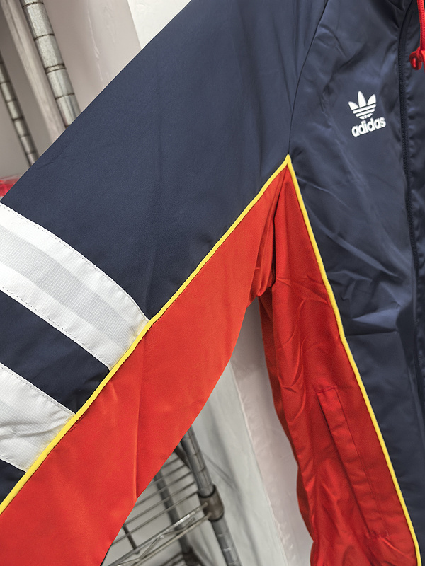 24-25 Arsenal Blue/Red windbreaker