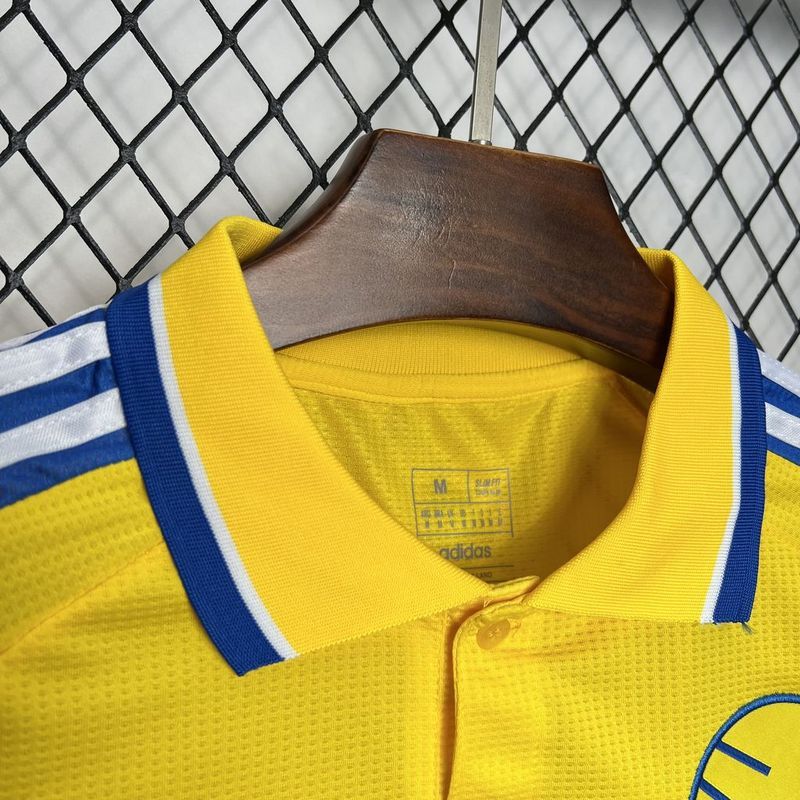 24-25 Leeds away soccer jersey