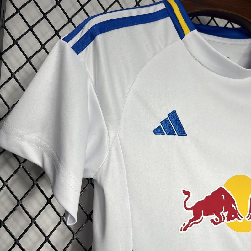 24-25 Leeds home kids kit