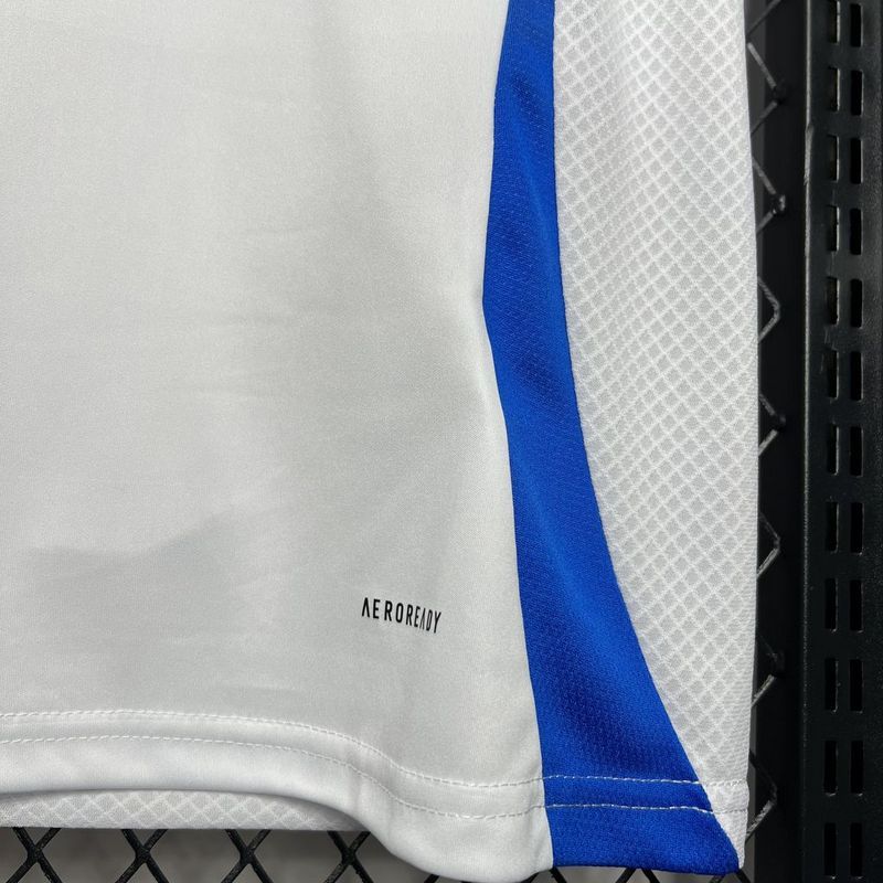 24-25 Leeds home soccer jersey