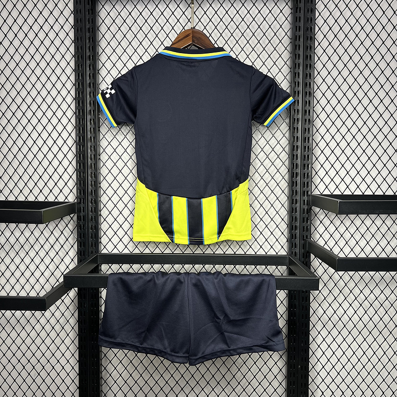 24-25 Man City away kidS kit