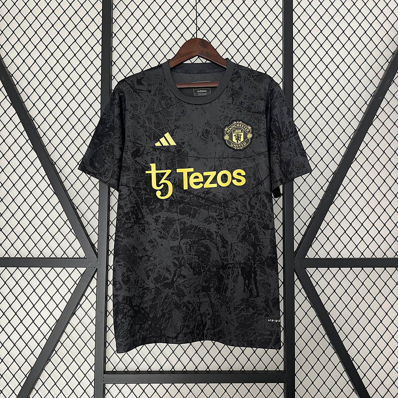 24-25 Man United black special edition