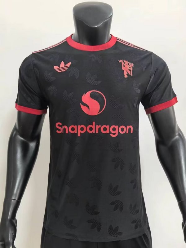 24-25 Man United Black training player version jersey