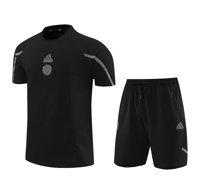 24-25 Man United black training suit