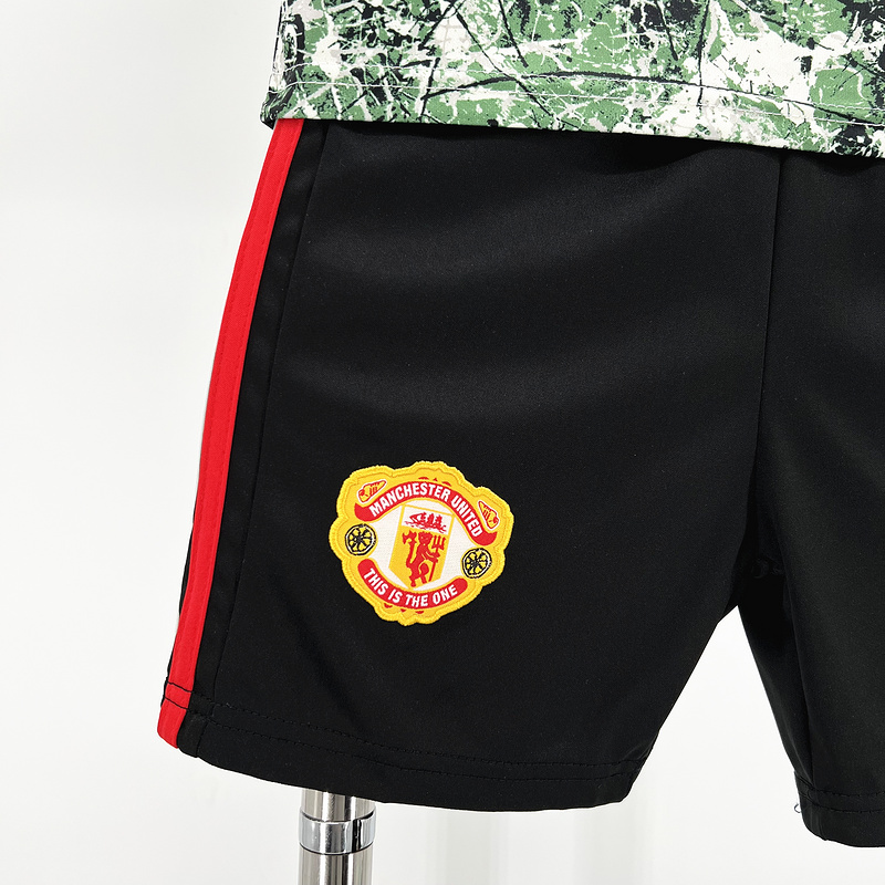 24-25 Man United green special edition kids kit