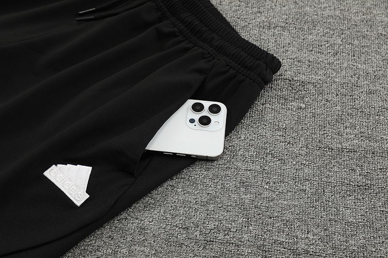 24-25 Man United green training suit