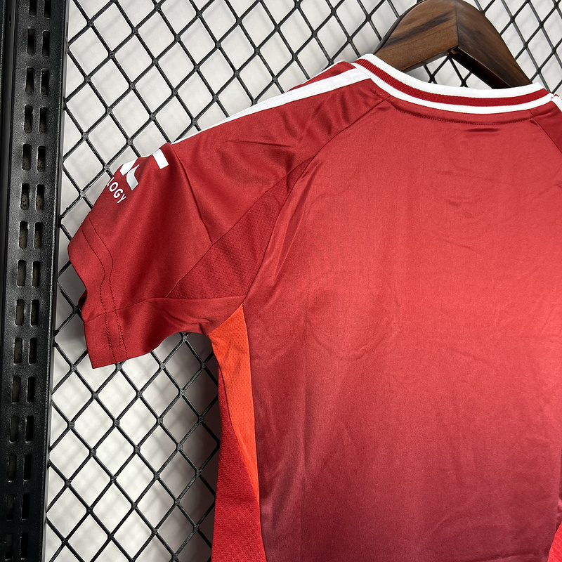 24-25 Man United home kids kit