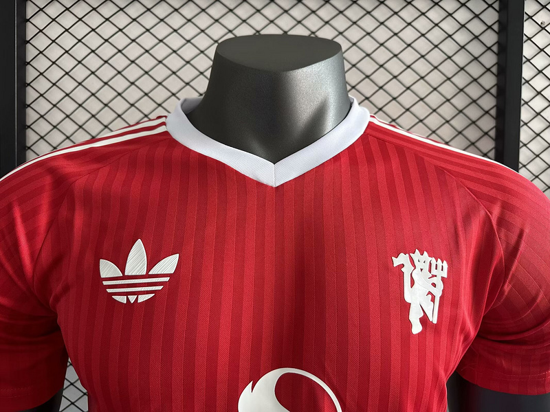 24-25 Man United red Player version jersey