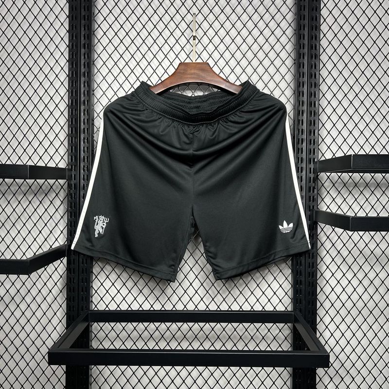 24-25 Man United Third away black shorts